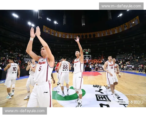 山东德比的激情碰撞：CBA赛场上的“鲁”色风暴